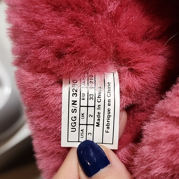 Pink bow ugg boots - Picture 5 of 6